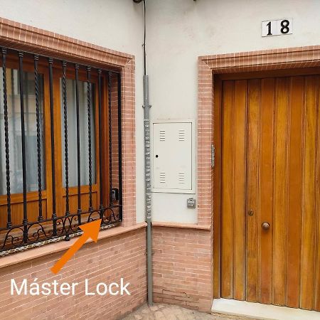 Descubrehome Postigo Inner Patio Sevilla Kültér fotó